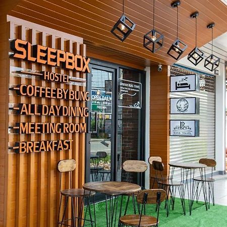 Sleepbox Hostel Suratthani Сурат Тхани Екстериор снимка