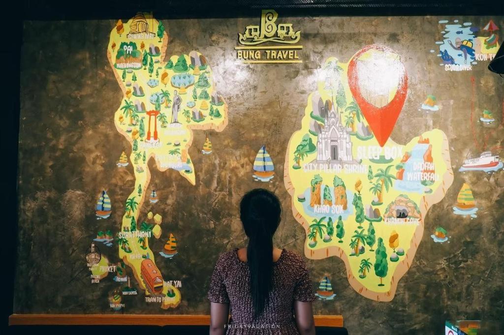 Sleepbox Hostel Suratthani Сурат Тхани Екстериор снимка